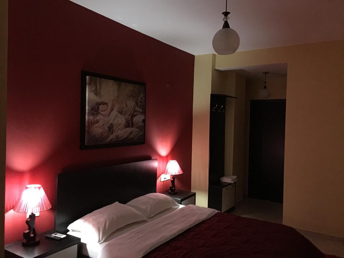 Haris Hotel วญอเรอ ภายนอก รูปภาพ